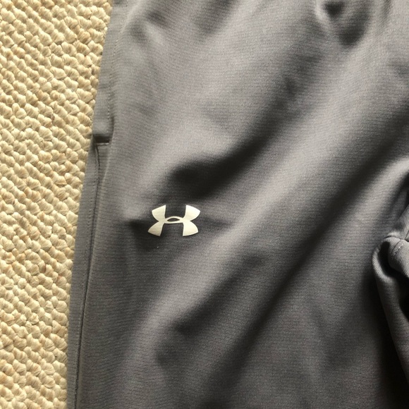 Bundle of four boys athletic pants, size M and L - Picture 2 of 6